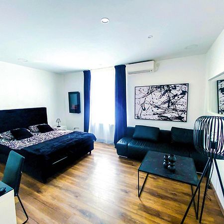 Octagon Main Square Apartment Zagreb Eksteriør billede