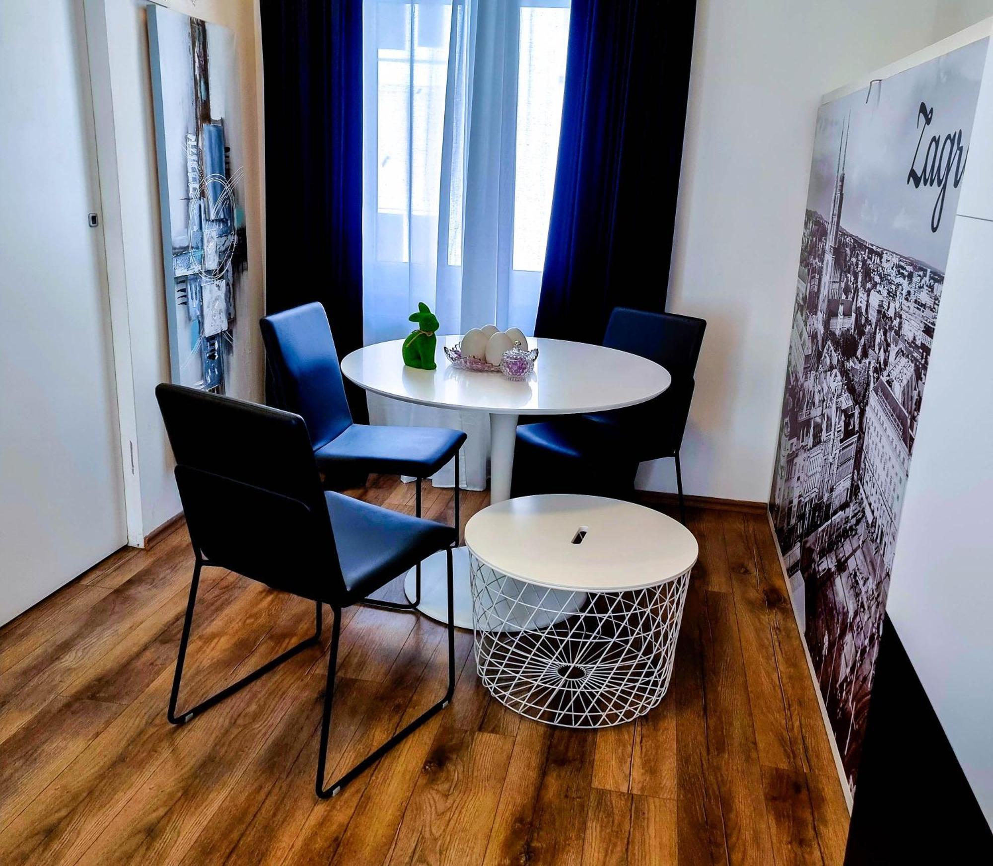 Octagon Main Square Apartment Zagreb Eksteriør billede